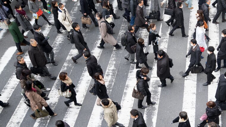 Viele Menschen auf der Straße